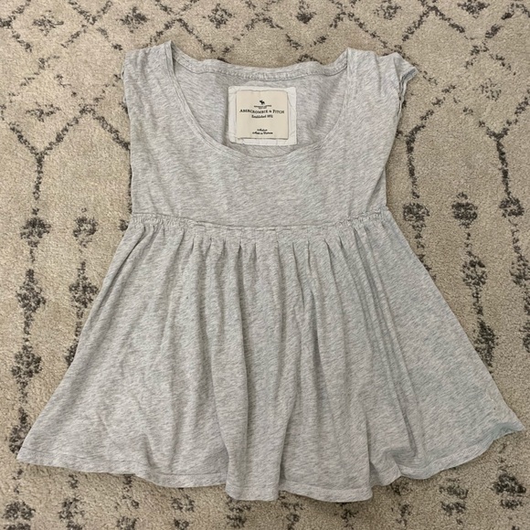 Abercrombie & Fitch Tops - SOLD *** Abercrombie & Fitch Medium Gray Shirt